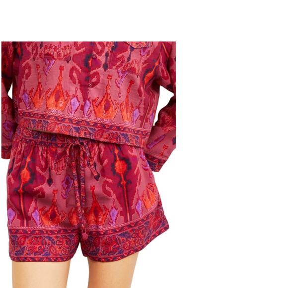 Love the Label Samba Pull on Shorts in Red Samba Ikat Print L2406-204 XS NEW - Picture 1 of 7